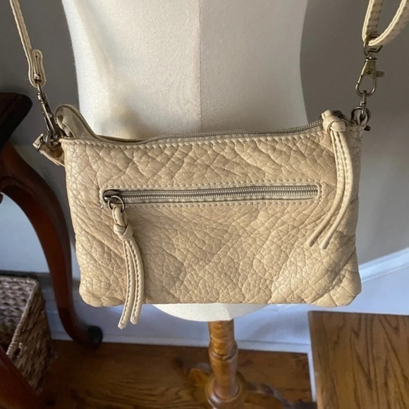 Vegan Crossbody Bag - Picture 4 of 4